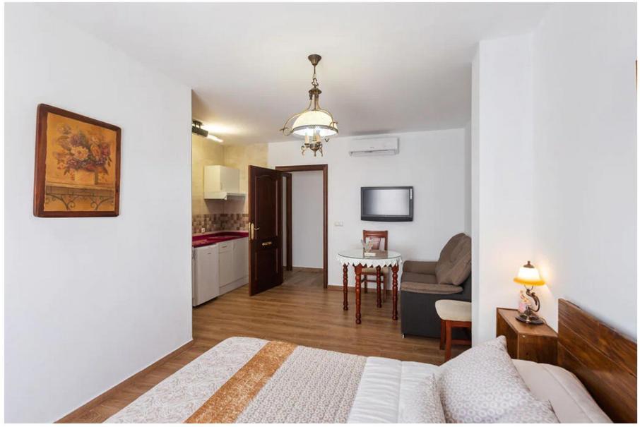 Apartamento En Olvera Con Garaje Экстерьер фото