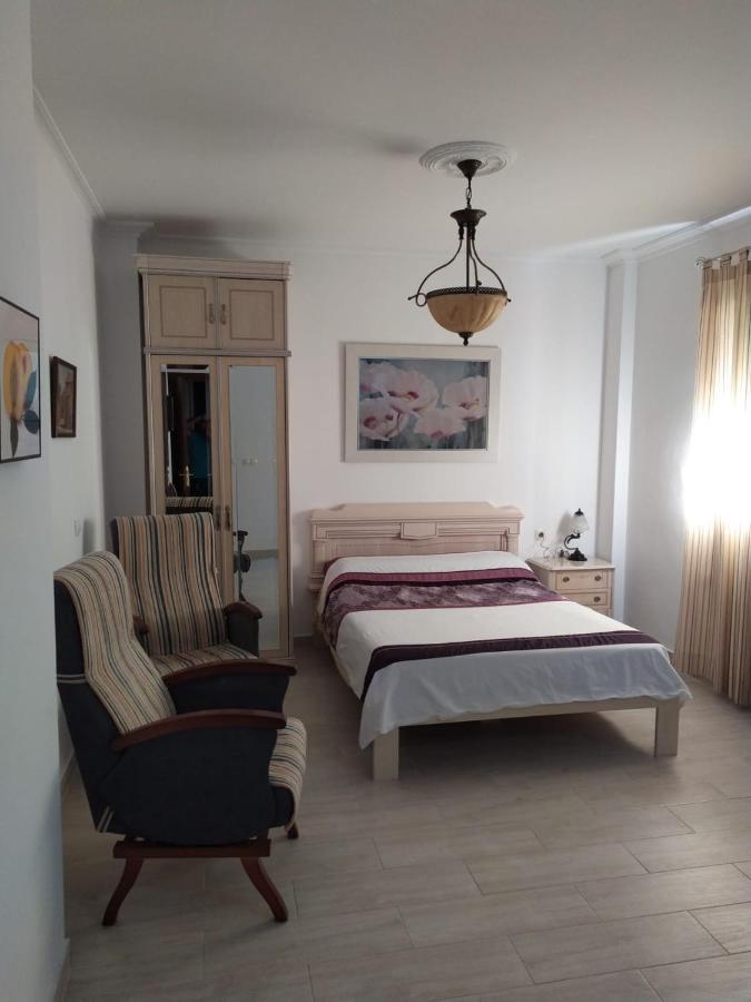 Apartamento En Olvera Con Garaje Экстерьер фото